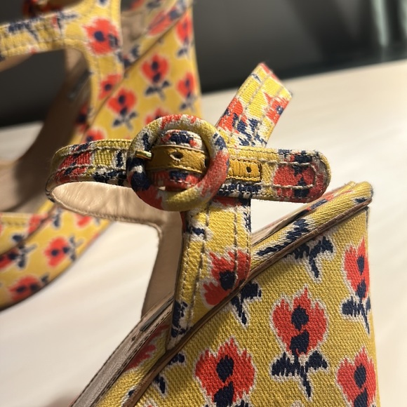 Prada yellow & floral platform, wedge sandals - Picture 8 of 12